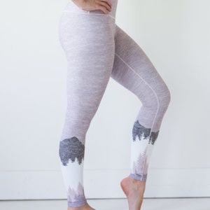 Colorado Threads Blush Mountain Yoga